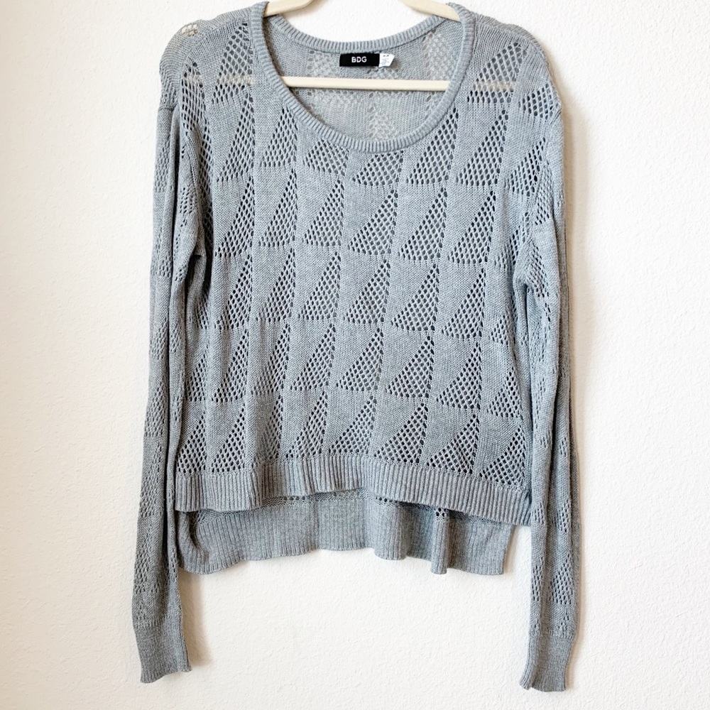 UO BDG Gray Light Weight Knit Sweater Medium